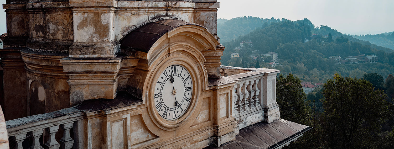 El reloj y las campanas de la Basílica de Superga